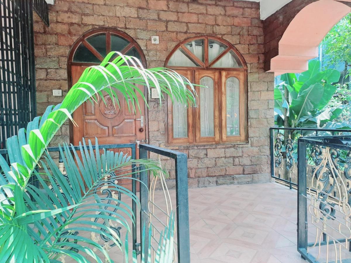 Strawberry Swing Homestay Guwahati Eksteriør bilde