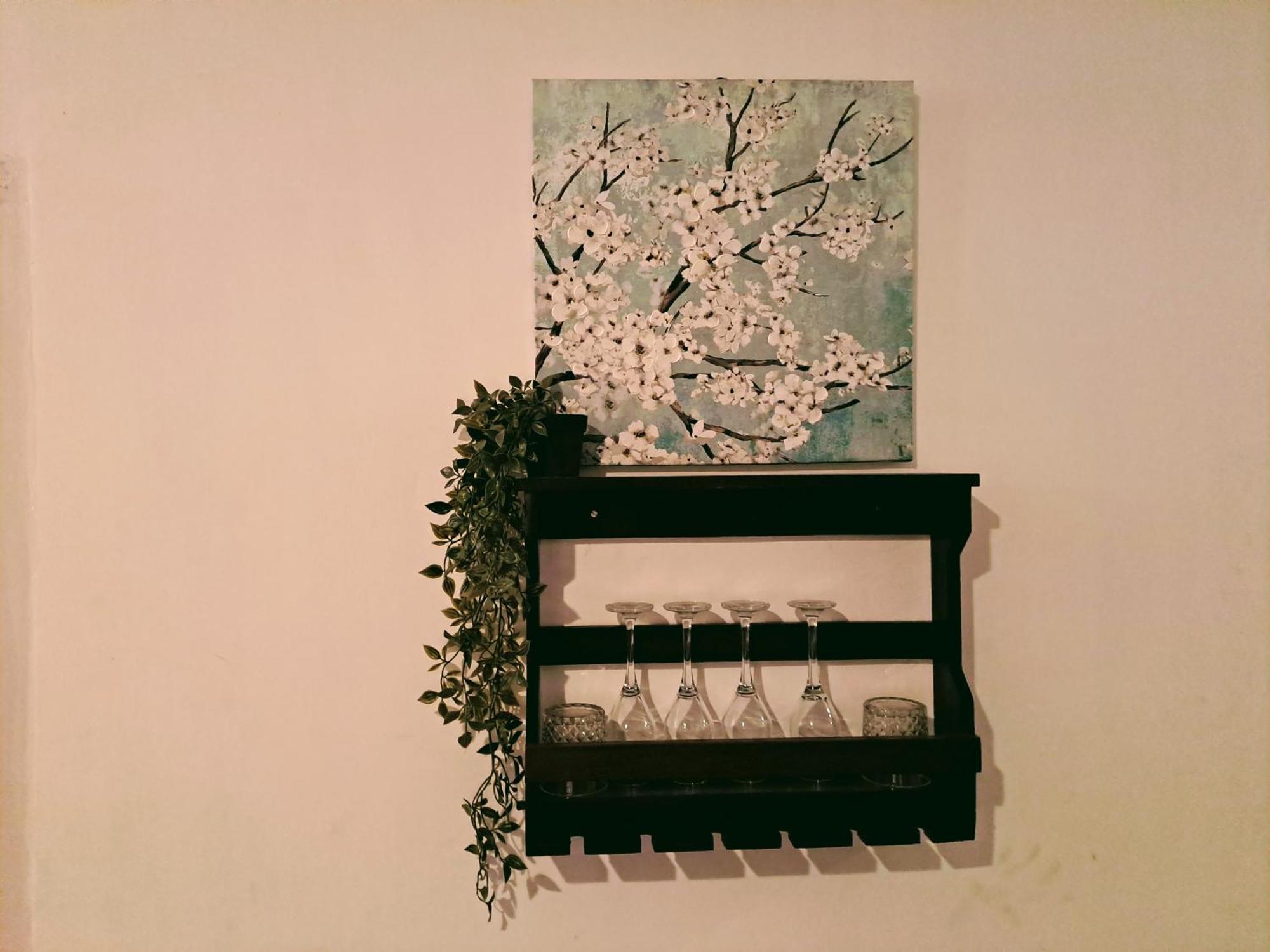 Strawberry Swing Homestay Guwahati Eksteriør bilde